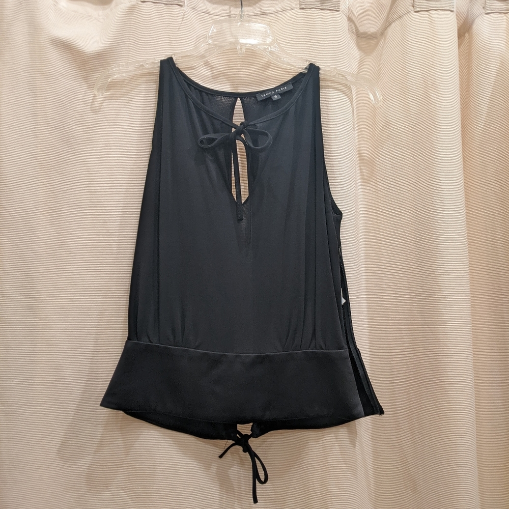 Tempo Paris Black top